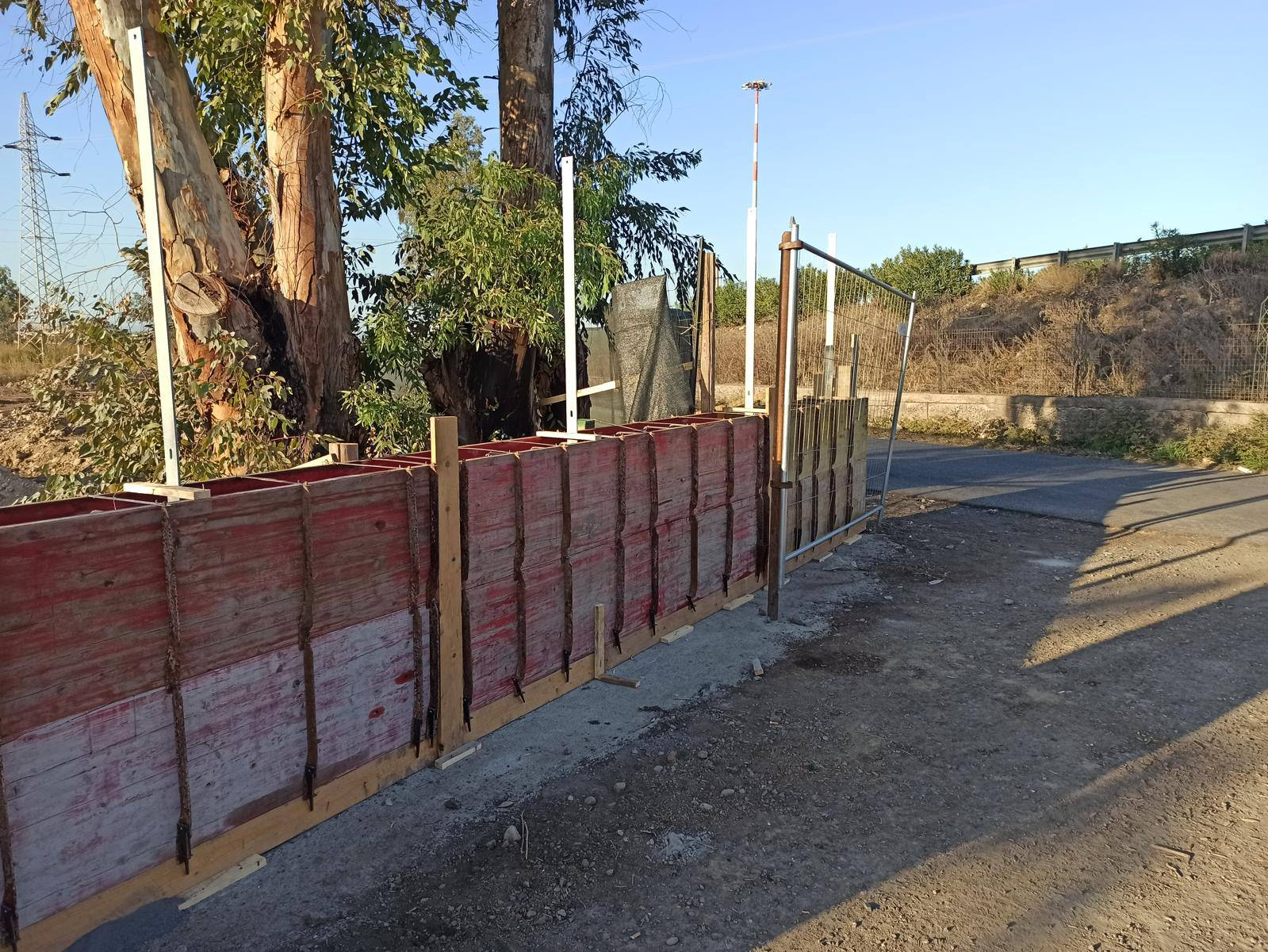 map[alt:Proj #1 class:w-full h-full object-cover cursor-pointer src:/images/projects/sample/IMG_A9B1277E2EFA-18.jpeg]